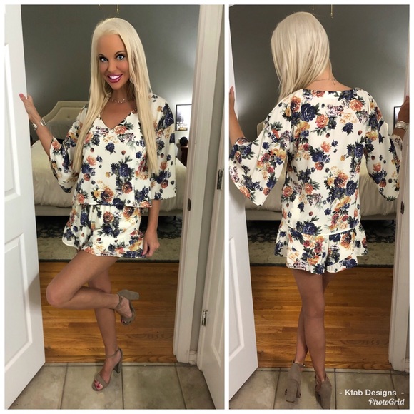 LAST 1! 🌸Beautiful top and short set! - Picture 2 of 4